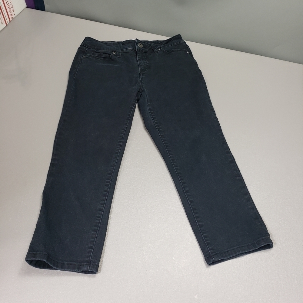 St johns Bay faded black jean capris size 4P